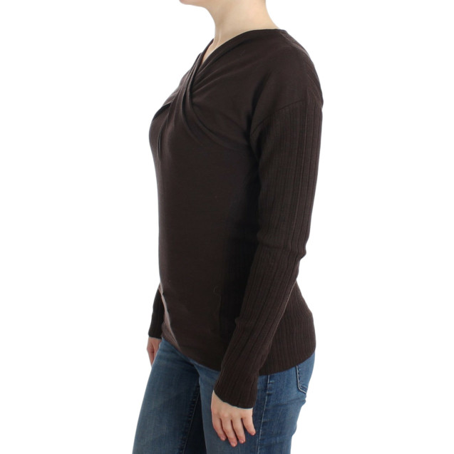 Brown knitted wool sweater