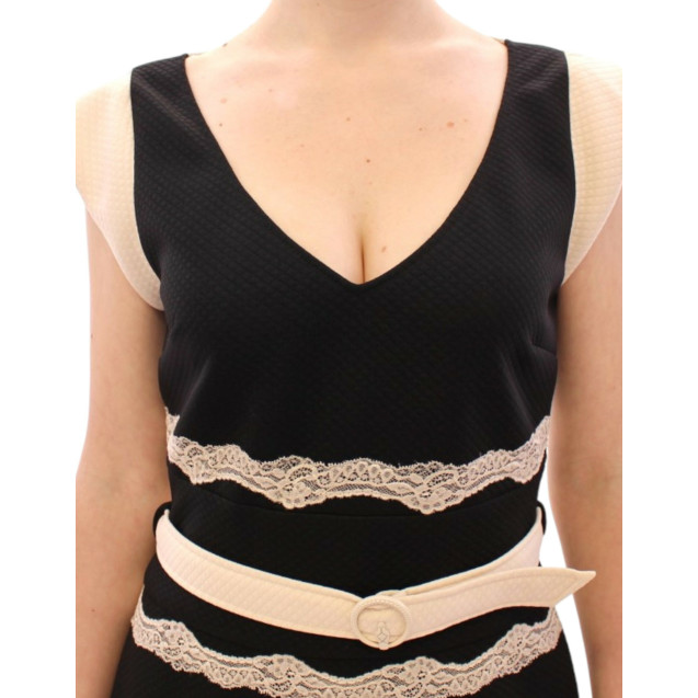 Black lace sheath dress